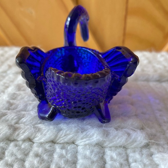 Vintage Small Cobalt Blue Glass Swan Trinket Bowl Dish Salt Cellar - Picture 3 of 11